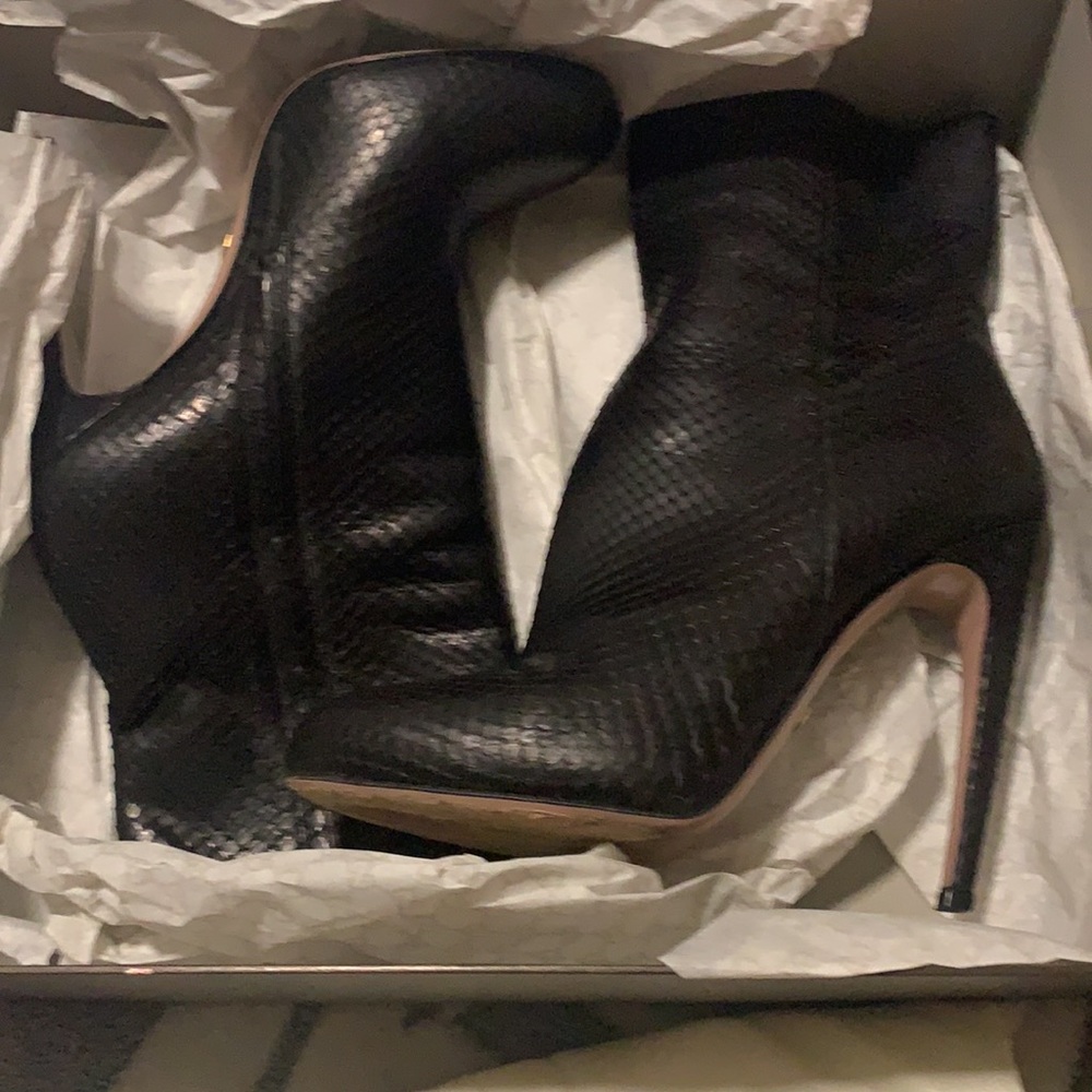 Gucci Black Python Booties Size 38.5 - image 5